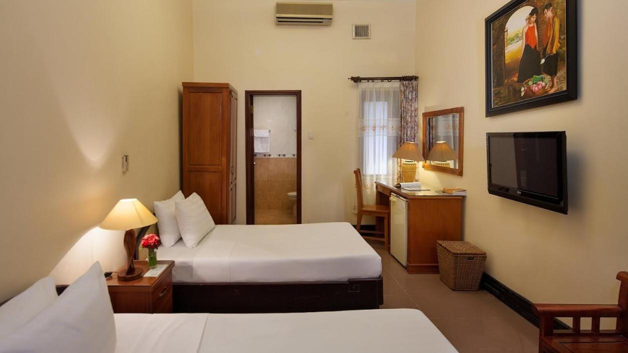 Lucky Central Hotel & Travel ฮานอย ภายนอก รูปภาพ